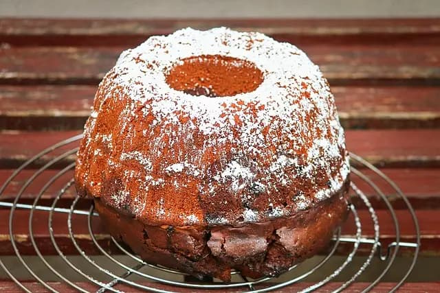 Cómo Hacer una Auténtica Tarta de Santiago: Receta y Consejos