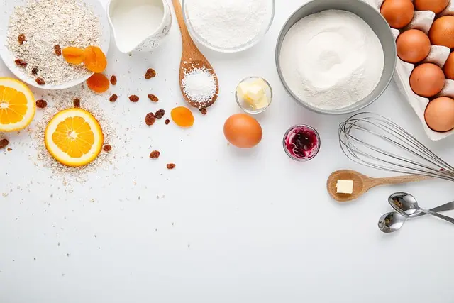 10 Ingredientes Clave para Realzar tus Platos Españoles