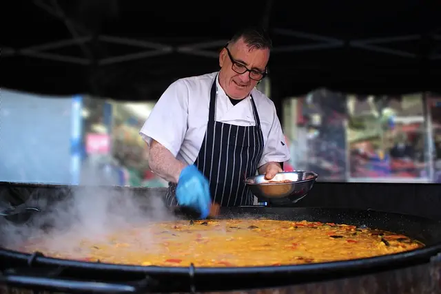 10 Consejos para Cocinar la Mejor Paella Valenciana