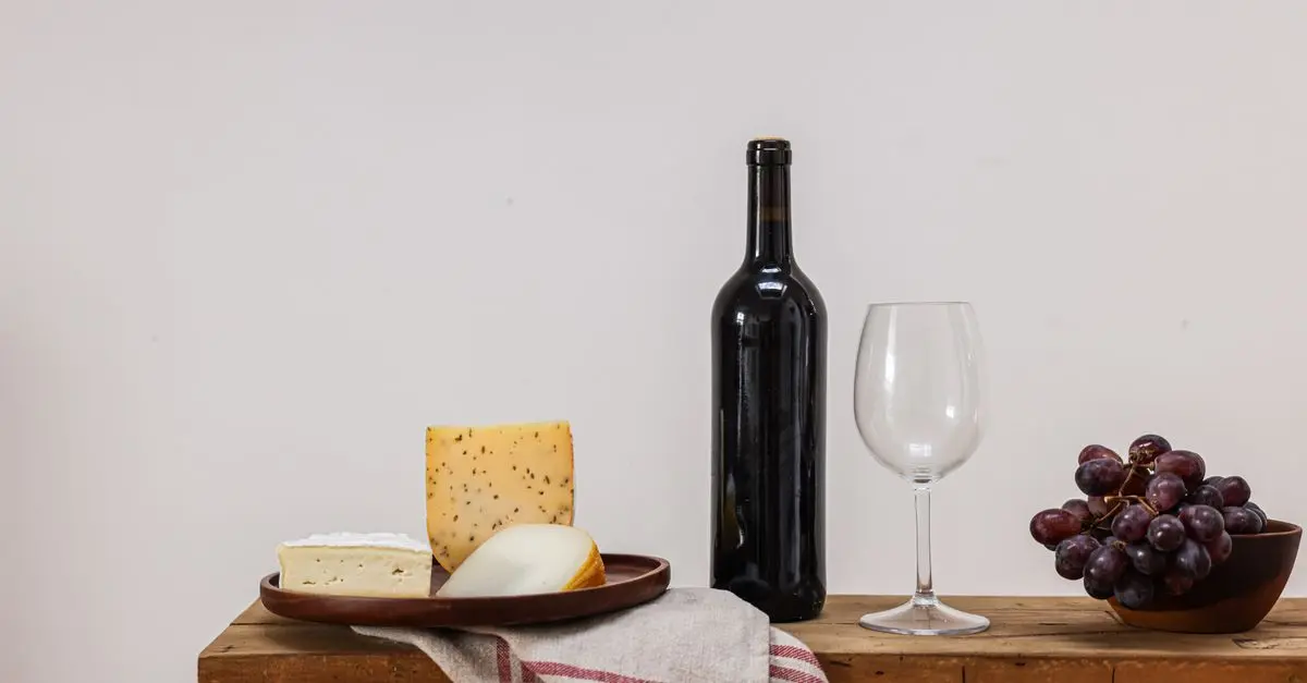 Cómo Maridar el Queso y el Vino en la Cocina Española