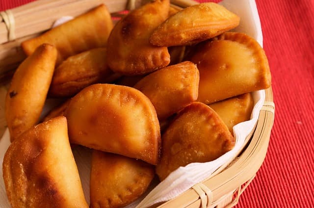 Cómo Hacer el Mejor Cocido Madrileño: Receta y Consejos